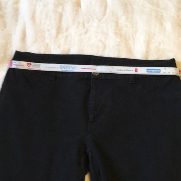 Chicos black capri pants. - Picture 4 of 4